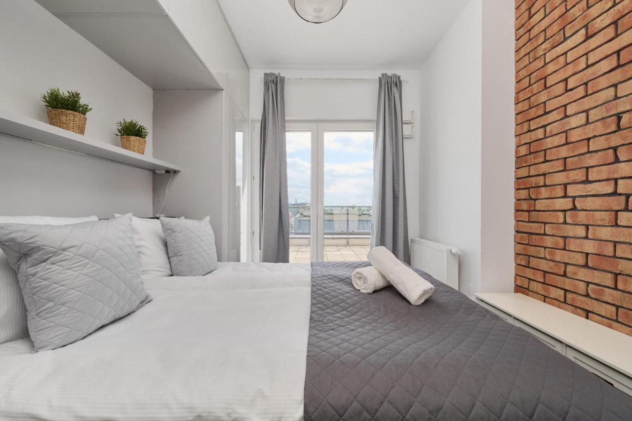 Stylish Kosciuszki Apartaments Near The Market Square With Free Garage Wroclaw By Noclegi Renters Exteriér fotografie
