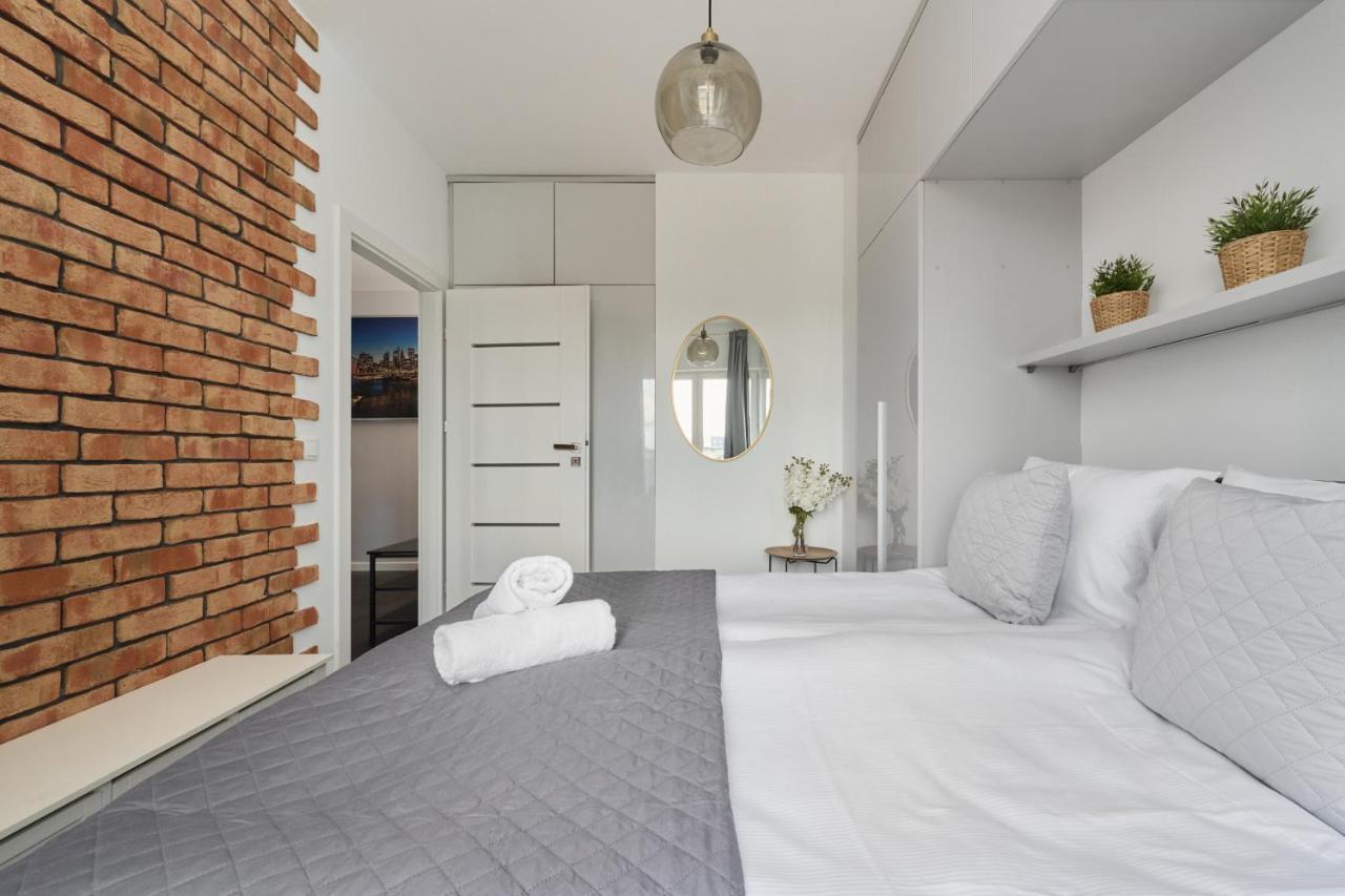 Stylish Kosciuszki Apartaments Near The Market Square With Free Garage Wroclaw By Noclegi Renters Exteriér fotografie