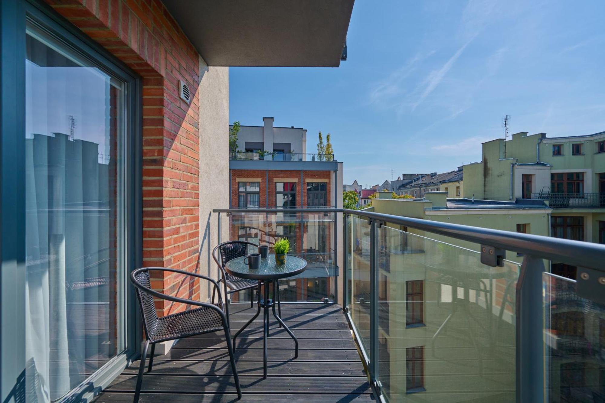 Stylish Kosciuszki Apartaments Near The Market Square With Free Garage Wroclaw By Noclegi Renters Exteriér fotografie