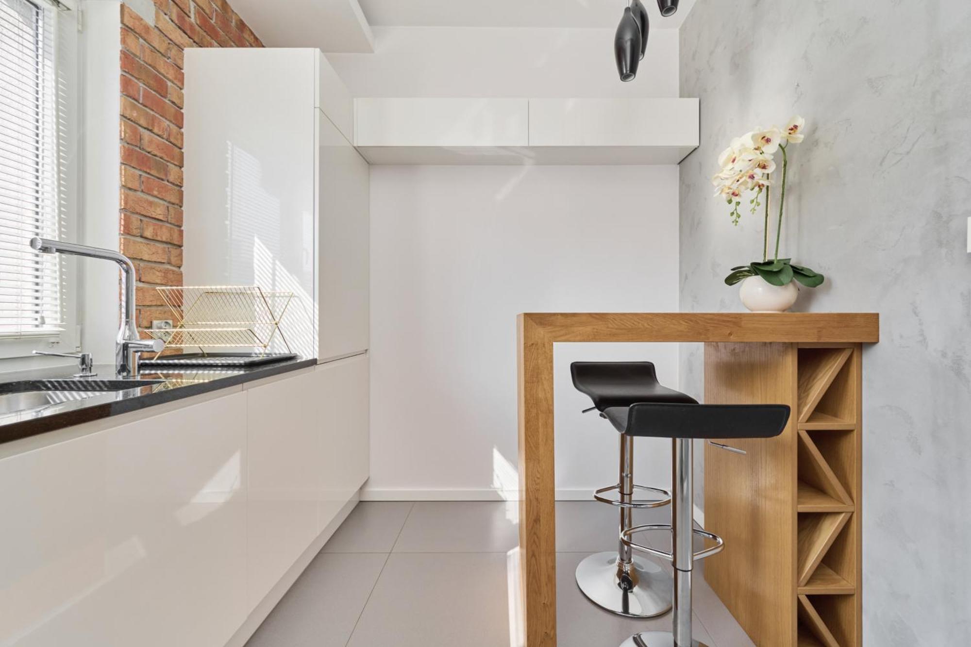 Stylish Kosciuszki Apartaments Near The Market Square With Free Garage Wroclaw By Noclegi Renters Exteriér fotografie