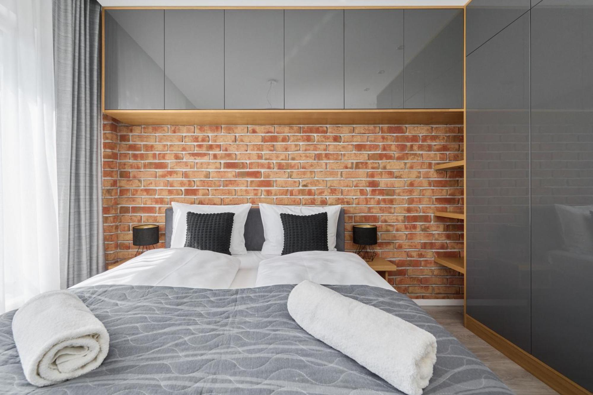 Stylish Kosciuszki Apartaments Near The Market Square With Free Garage Wroclaw By Noclegi Renters Exteriér fotografie